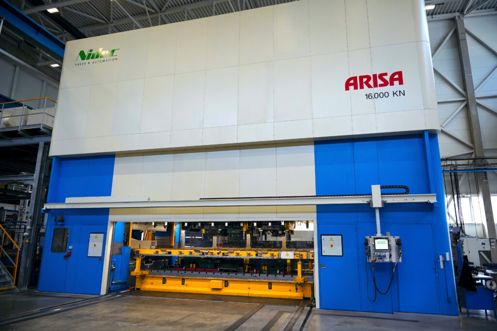 ARISA 1600T Press (2)